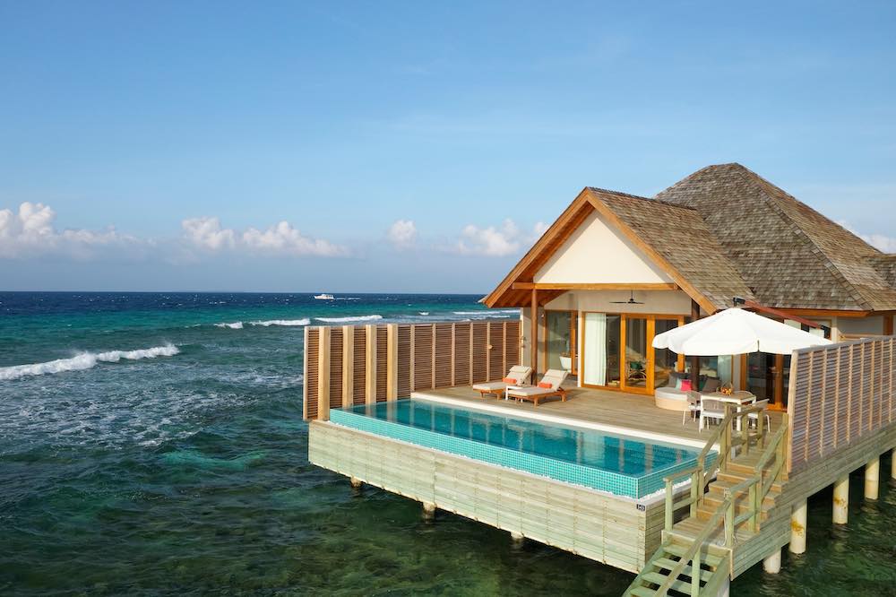 Superior Water Villa with Pool photo 34